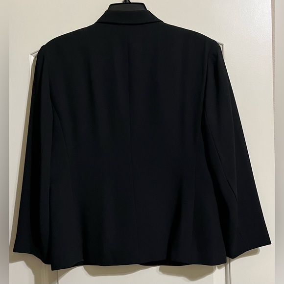 Saville Suit Women’s Black With Designer 4 Gold Button Detail Closure Size 12P - Picture 4 of 6